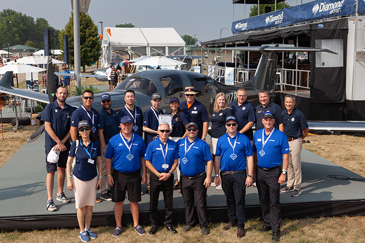 Diamond Aircraft celebrates DA50 RG FAA certification and first U.S. customer delivery