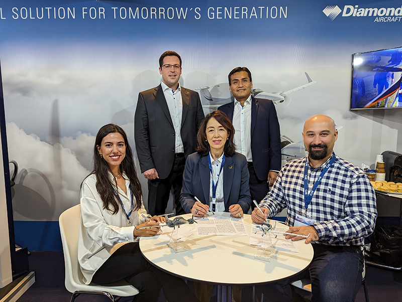 AYJET Flight School orders Diamond Aircraft flight simulator